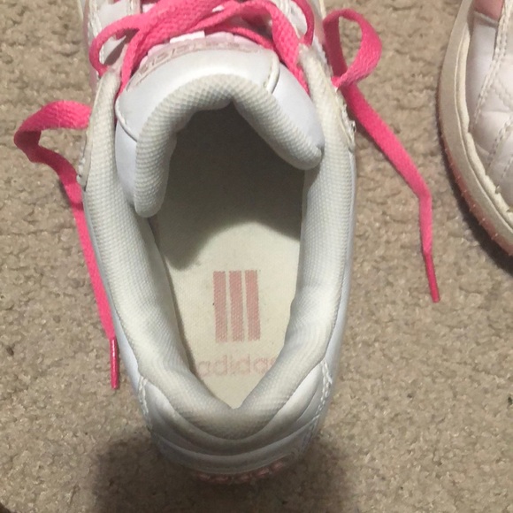 Cute Adidas shoes - Picture 7 of 10